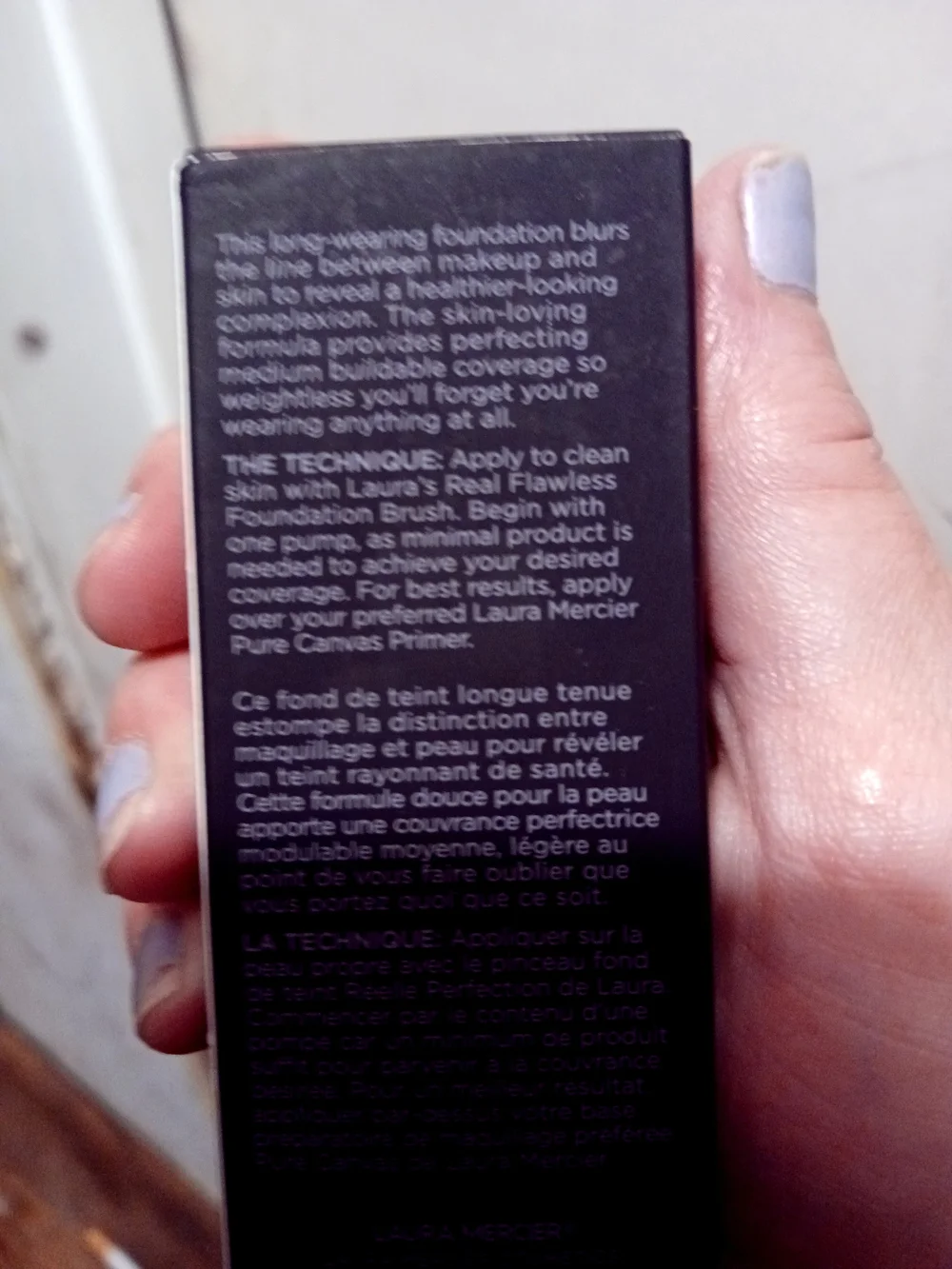 laura mercier lightweight liquid